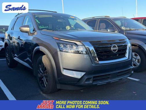 2022 Nissan Pathfinder SV 2WD