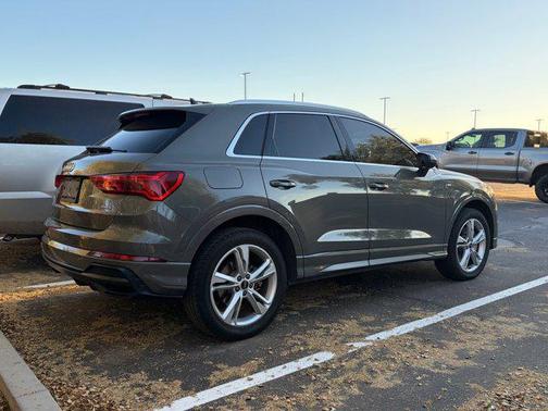2021 Audi Q3 45 S line Premium