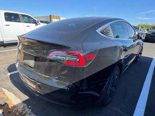 2019 Tesla Model 3 Standard Range