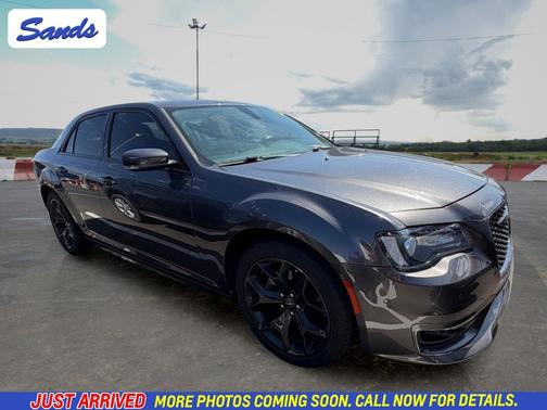 Granite Crystal Metallic Clearcoat 2022 Chrysler 300 Touring