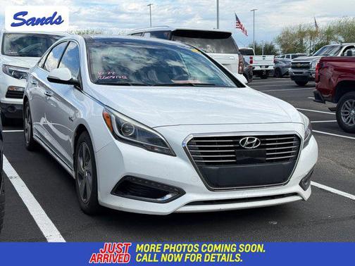2017 Hyundai SONATA Hybrid Limited