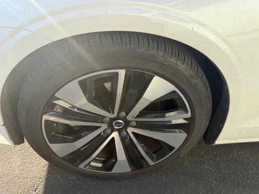 2022 Volvo S60 T5 Momentum