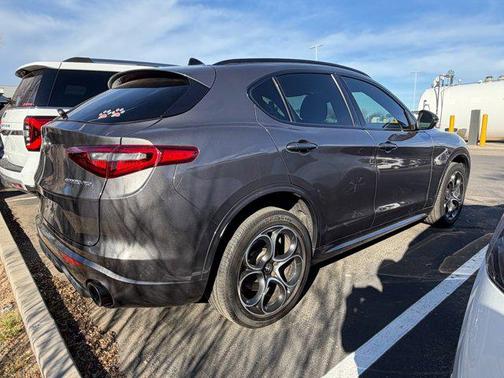 2023 Alfa Romeo Stelvio Veloce AWD