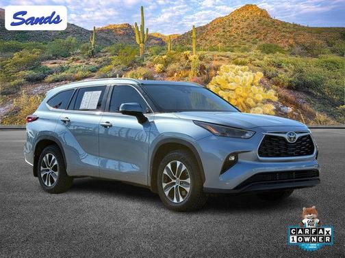 2023 Toyota Highlander XLE