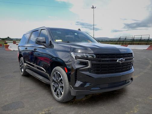 Black 2023 Chevrolet Suburban RST