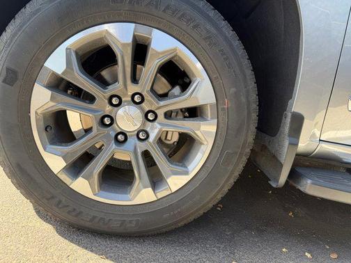 Sterling Gray Metallic 2024 Chevrolet Silverado 1500 High Country