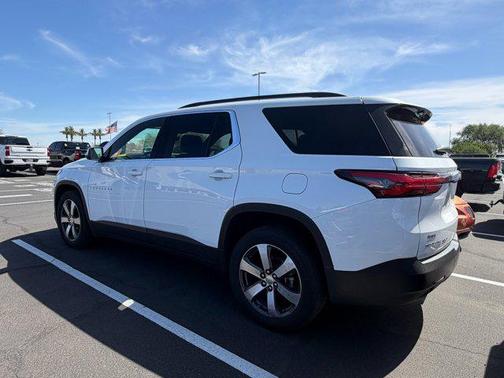 Summit White 2023 Chevrolet Traverse LT Leather