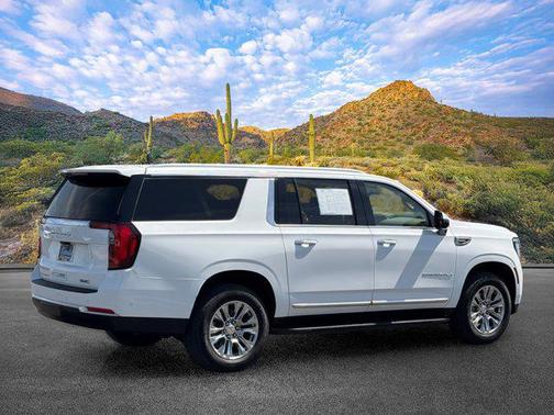 Summit White 2026 GMC Yukon XL Denali