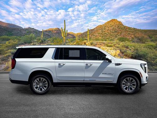 Summit White 2026 GMC Yukon XL Denali