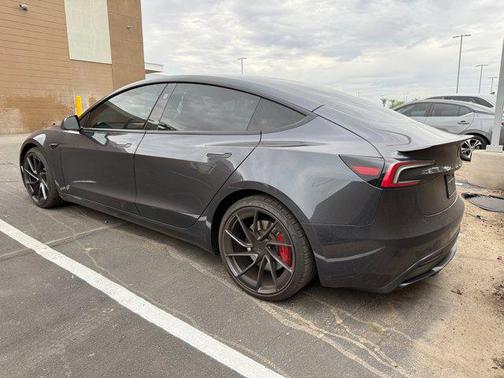 2024 Tesla Model 3 Performance
