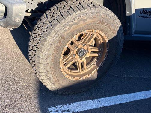 2021 Jeep Gladiator Sport S