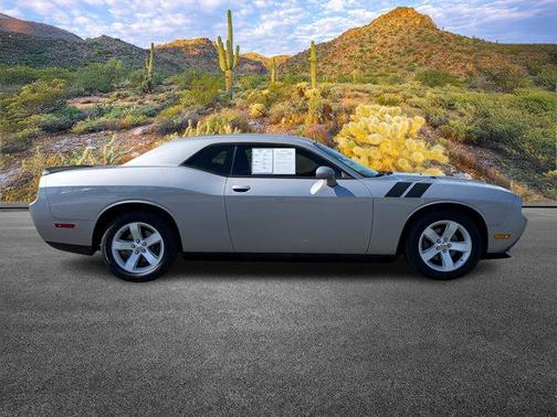 2014 Dodge Challenger SXT