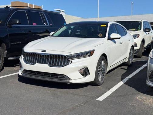 2020 Kia Cadenza Technology