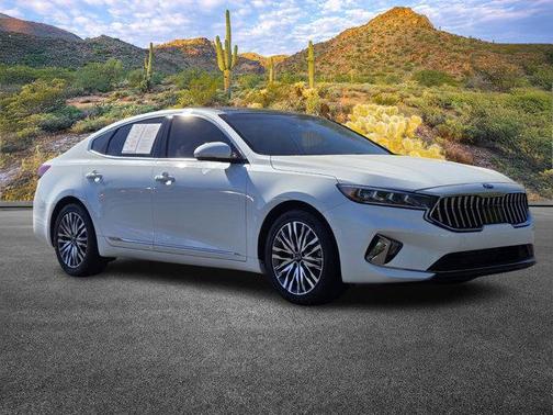 2020 Kia Cadenza Technology