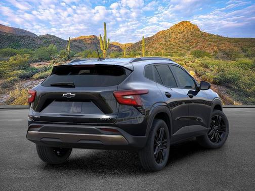 Mosaic Black Metallic 2026 Chevrolet Trax FWD ACTIV