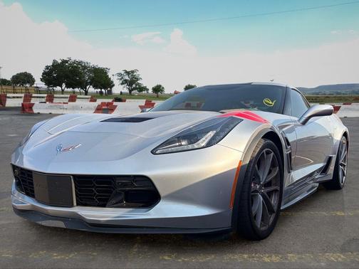 Blade Silver Metallic 2017 Chevrolet Corvette Grand Sport
