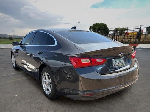 Nightfall Gray Metallic 2018 Chevrolet Malibu 1LS
