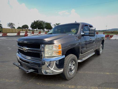 Desert Brown Metallic 2008 Chevrolet Silverado 2500 LT1 H/D Extended Cab