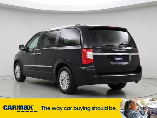 2015 Chrysler Town & Country Limited Platinum