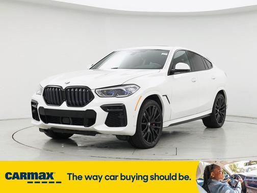 2022 BMW X6 M50i