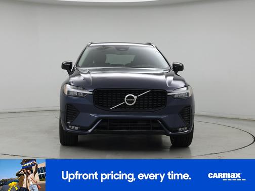 2023 Volvo XC60 B5 Plus Dark Theme