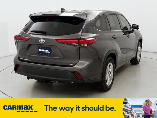 2022 Toyota Highlander LE
