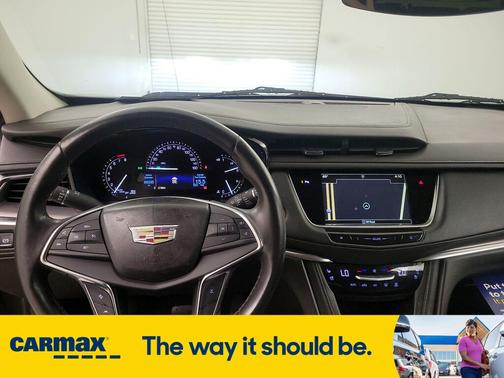 2018 Cadillac XT5 Premium Luxury