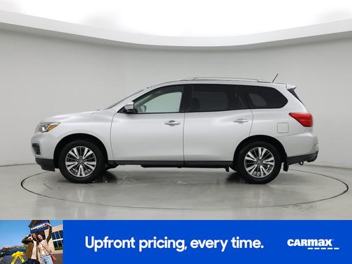 2018 Nissan Pathfinder SV