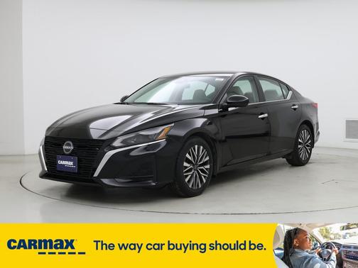 2023 Nissan Altima SV