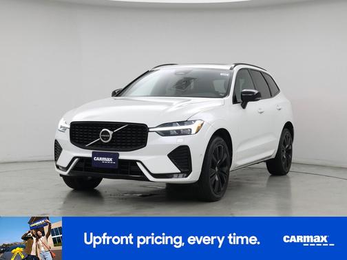2023 Volvo XC60 B5 Plus Dark Theme