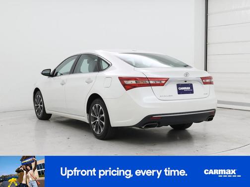 2018 Toyota Avalon XLE