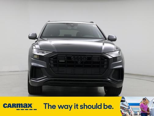 2021 Audi Q8 Premium Plus