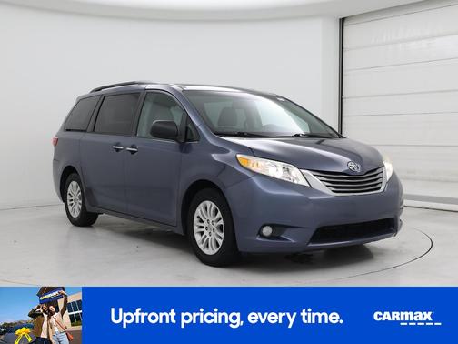 2016 Toyota Sienna XLE