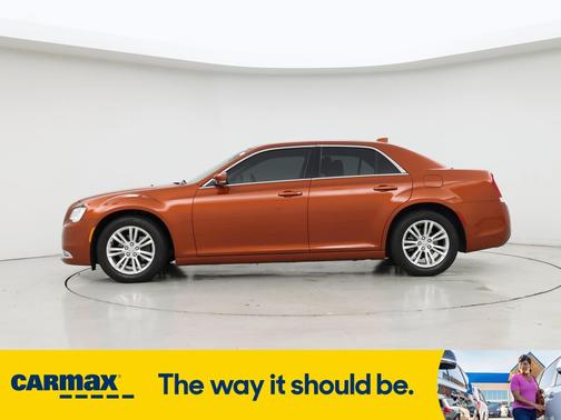 2021 Chrysler 300 Touring L