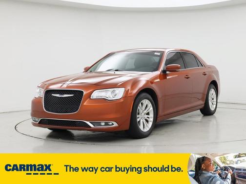 2021 Chrysler 300 Touring L
