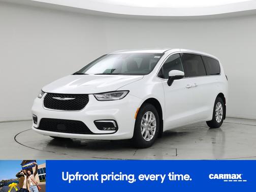 2023 Chrysler Pacifica Touring