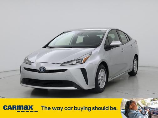 2022 Toyota Prius LE