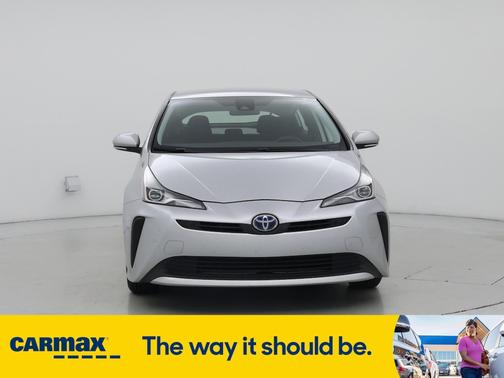 2022 Toyota Prius LE