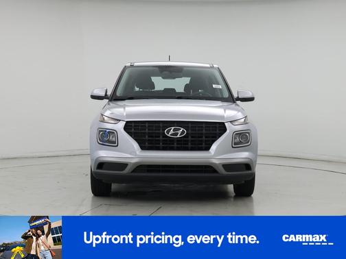 2023 Hyundai VENUE SE