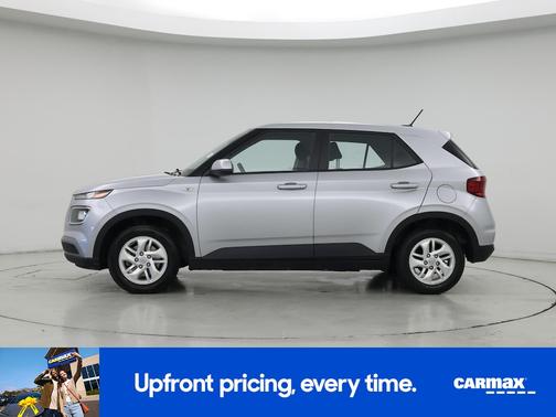 2023 Hyundai VENUE SE