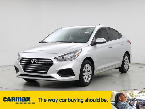 2022 Hyundai Accent SE