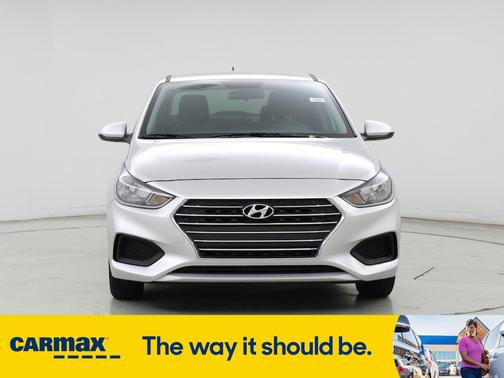 2022 Hyundai Accent SE