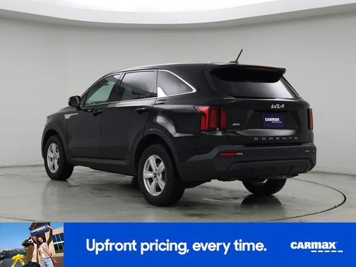 2022 Kia Sorento LX