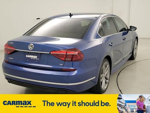 2017 Volkswagen Passat R-Line