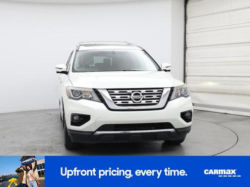 2017 Nissan Pathfinder Platinum