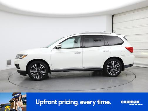 2017 Nissan Pathfinder Platinum