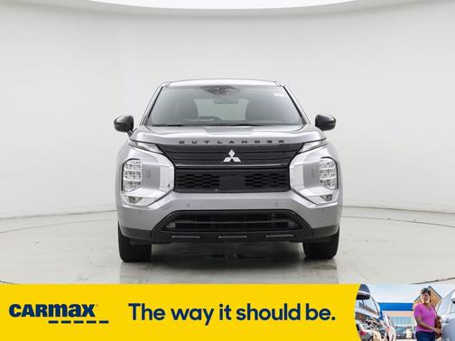 2022 Mitsubishi Outlander Black Edition