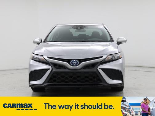 2024 Toyota Camry Hybrid SE