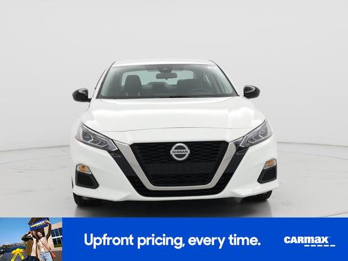 2022 Nissan Altima SR