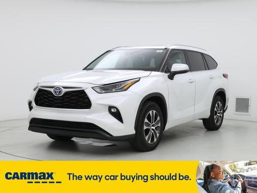 2022 Toyota Highlander Hybrid XLE